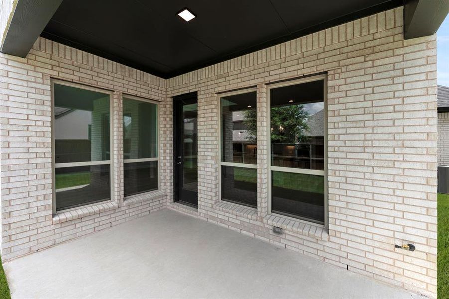 25. 16339 Old Westbury - Patio 25. 16339 Old Westbury - Patio