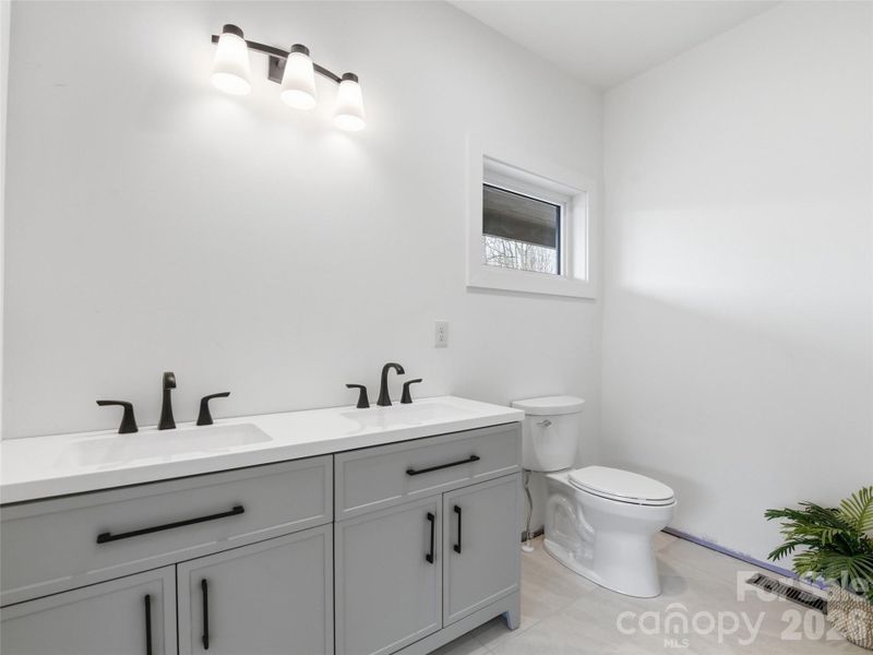 Furnished interior view inside a new home in , Clyde (Image 6).