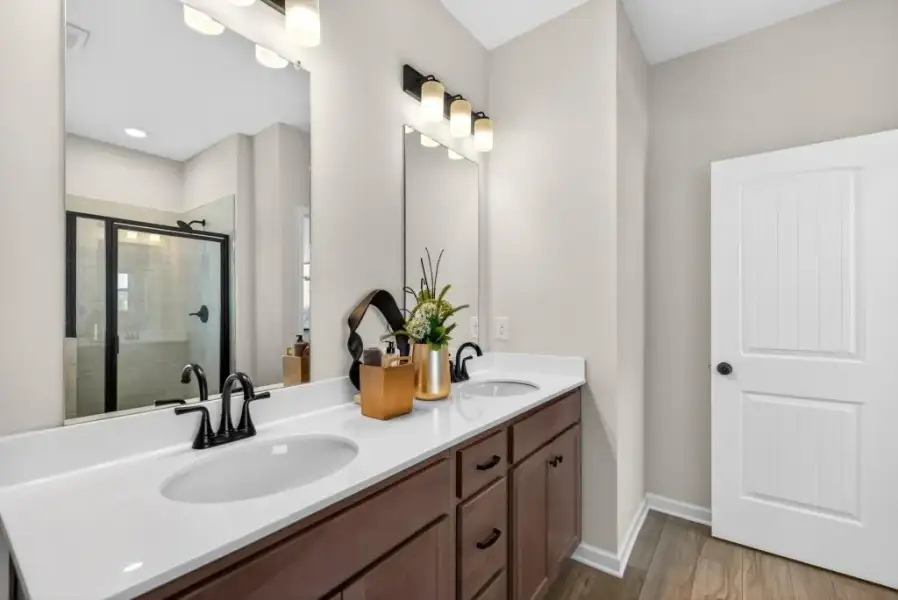 Furnished interior view inside a new home in Allen Manor, Hoschton (Image 32).