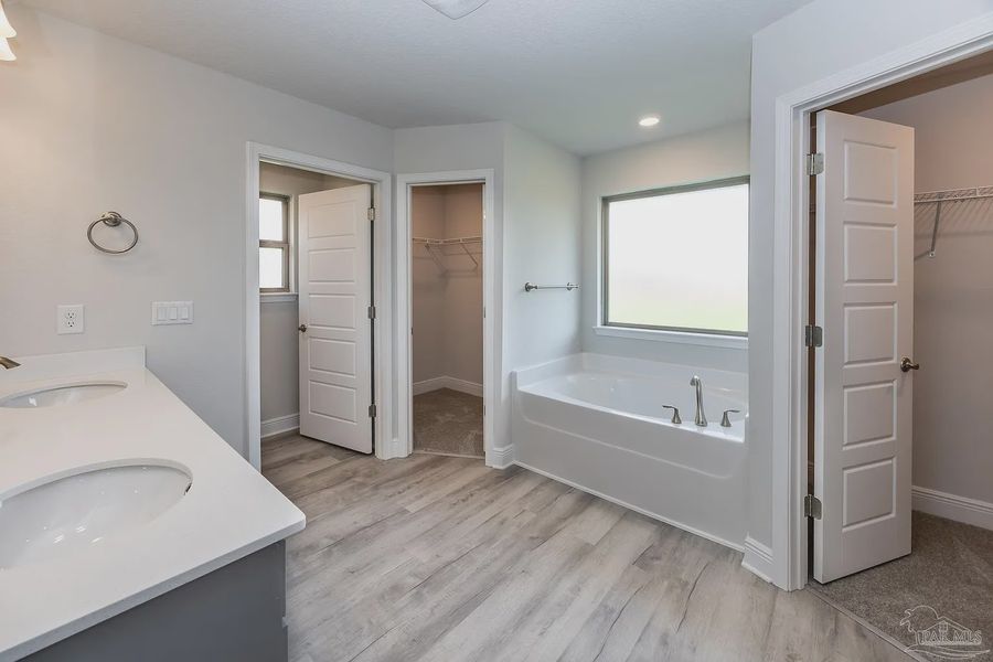 Furnished interior view inside a new home in Emmaline Gardens, Milton (Image 9).