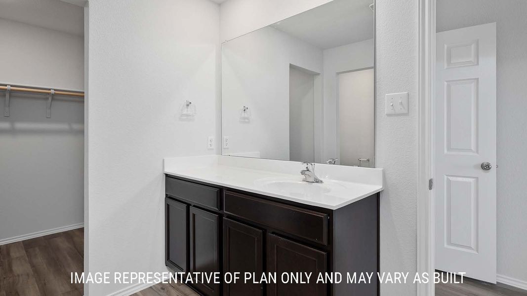 Representative furnished interior of a home built from the Bellvue by D.R. Horton in Victory Ranch, Killeen (Image 7).