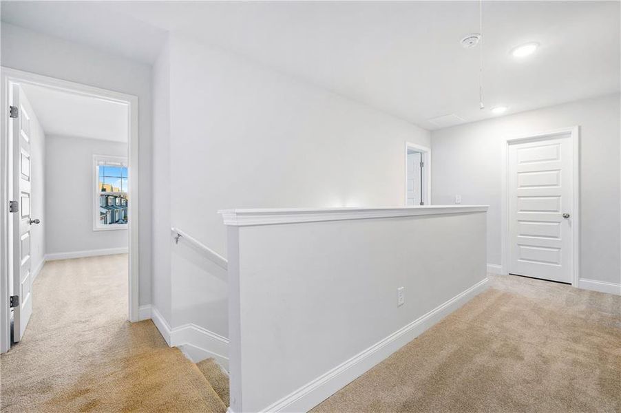 Spacious, unfurnished interior of a new home in , Gainesville (Image 19).