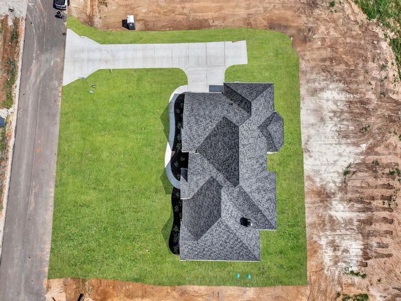 Image 33 of a home in . Image 33 of a home in .