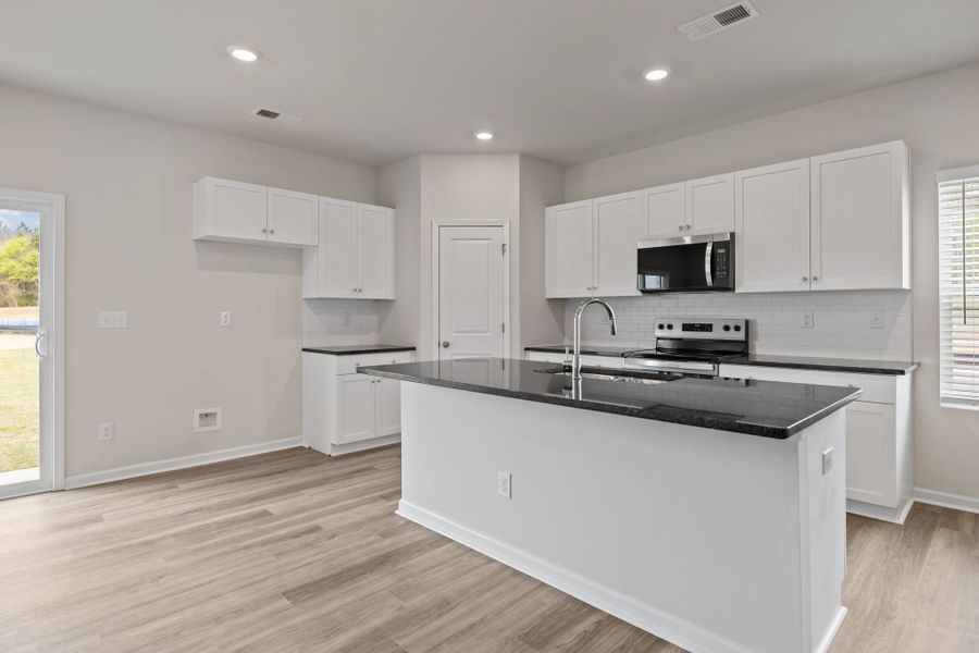 4br New Home in Richburg, SC.  - Slide 11