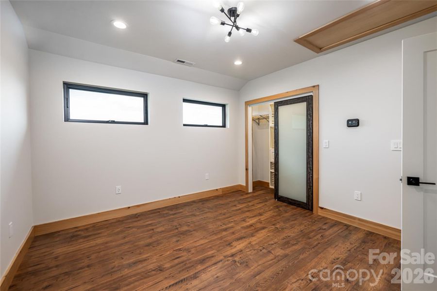 Spacious, unfurnished interior of a new home in , Weaverville (Image 29).
