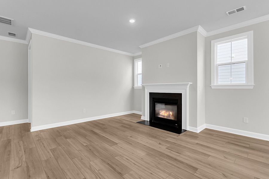 Spacious, unfurnished interior of a new home in Pineland Preserve, Summerville (Image 27). Spacious, unfurnished interior of a new home in Pineland Preserve, Summerville (Image 27).