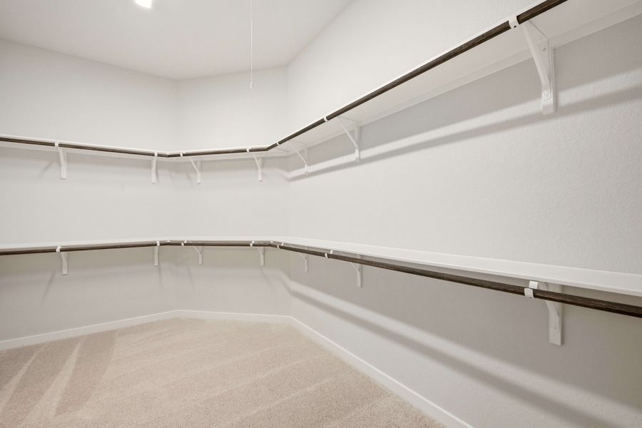 Spacious, unfurnished interior of a new home in Heritage, Dripping Springs (Image 40).