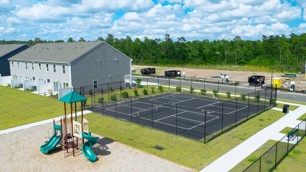Community amenities in Grayson Park, Leland (Image 30).
