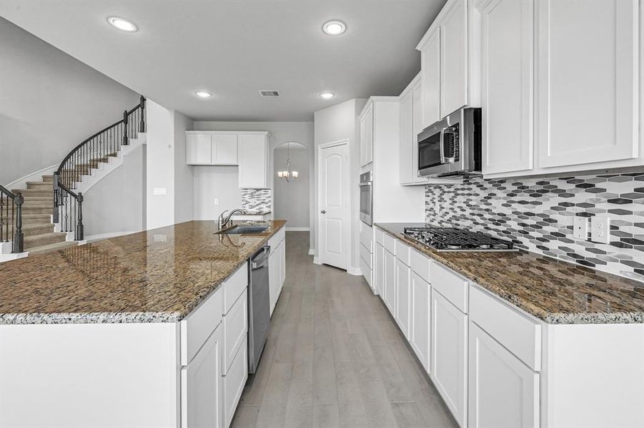 Image 10 of a home in Briarwood Crossing.