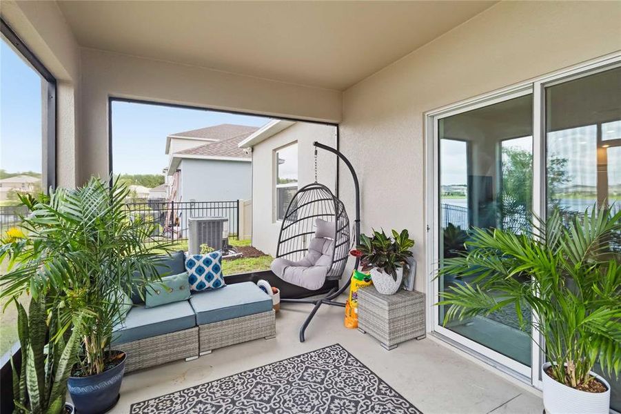 Exterior details and patio area of a home in , St. Cloud (Image 3).