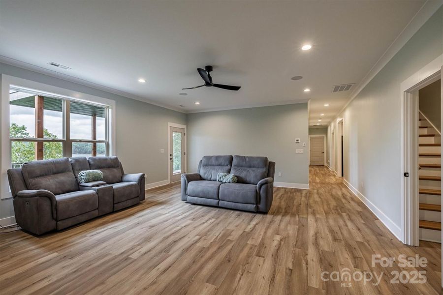 Image 39 of a home in .