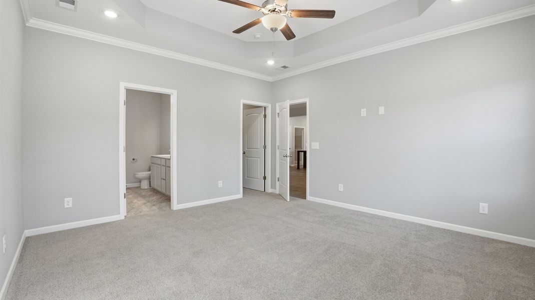 Spacious, unfurnished interior of a new home in Sagewood, Tullahoma (Image 19).