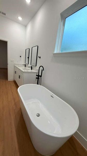 Image 57 of a home in .