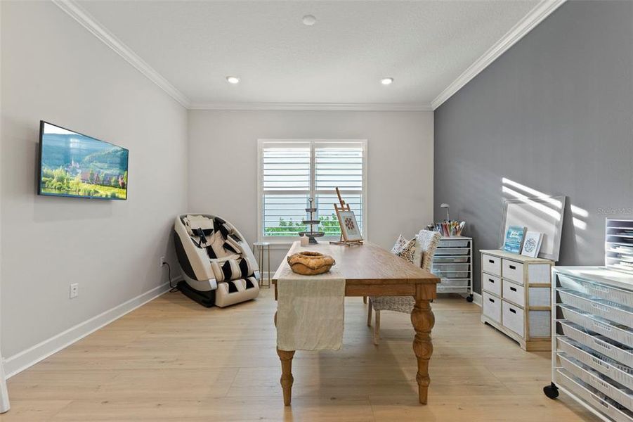 Furnished interior view inside a new home in , Lakewood Ranch (Image 48).