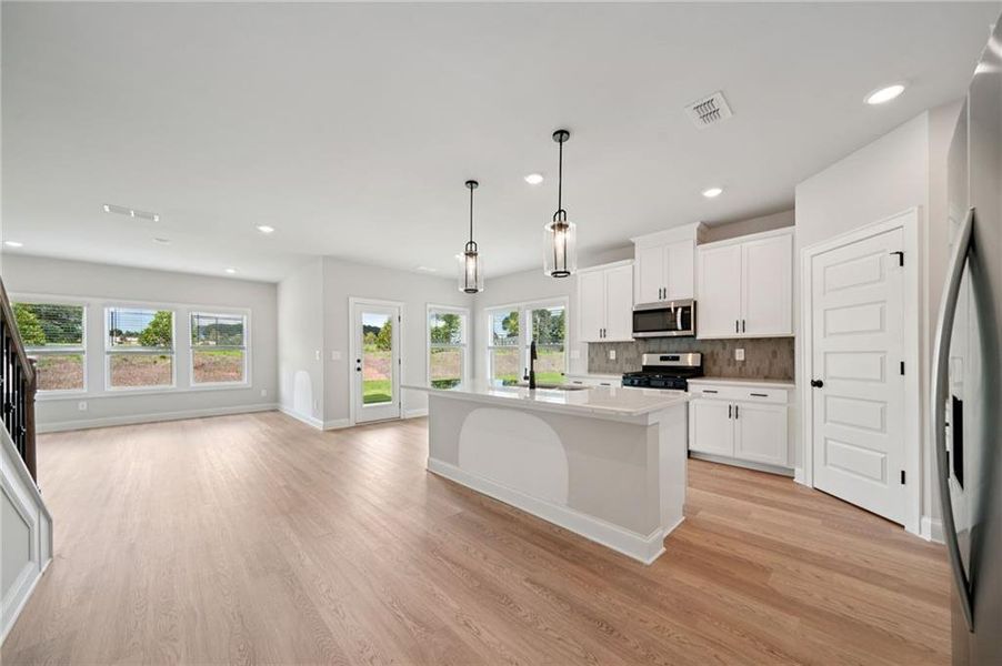 Furnished interior view inside a new home in Martin Springs - Estate Series, Lawrenceville (Image 8). Furnished interior view inside a new home in Martin Springs - Estate Series, Lawrenceville (Image 8).