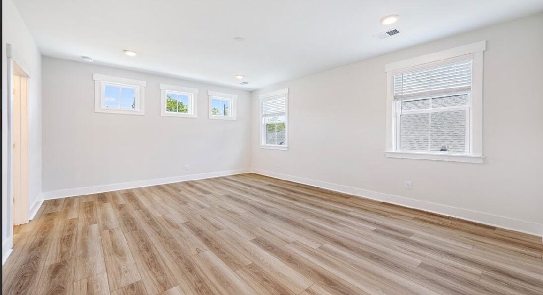 Spacious, unfurnished interior of a new home in Midtown at Nexton, Summerville (Image 18). Spacious, unfurnished interior of a new home in Midtown at Nexton, Summerville (Image 18).