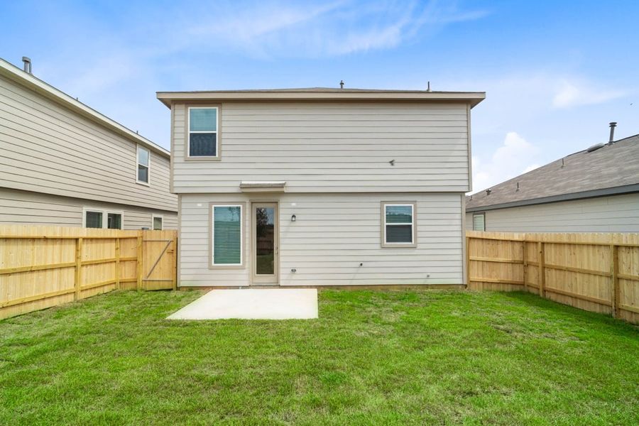 Exterior details and patio area of a home in Grace Landing, Willis (Image 3).
