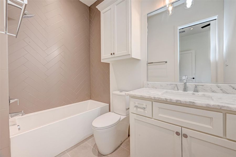 Image 32 of a home in .