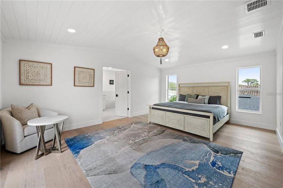Furnished interior view inside a new home in , Sarasota (Image 33).