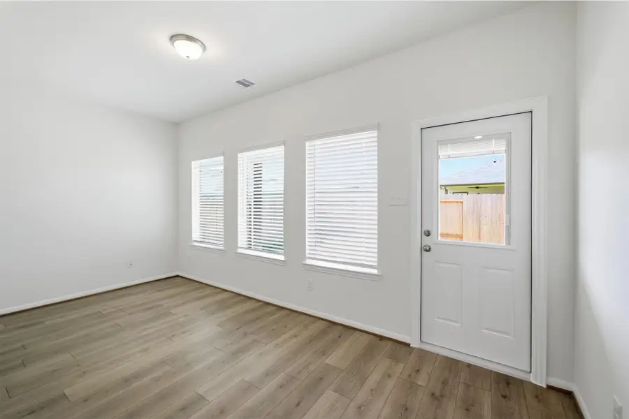 Spacious, unfurnished interior of a new home in Steed Landing, Texas City (Image 19). Spacious, unfurnished interior of a new home in Steed Landing, Texas City (Image 19).