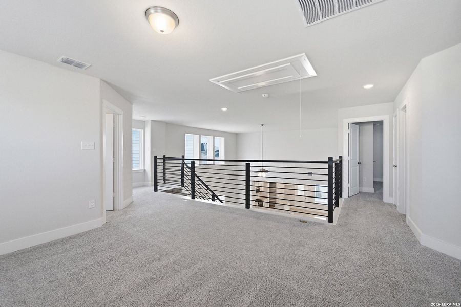 Spacious, unfurnished interior of a new home in Morgan Meadows, San Antonio (Image 24).