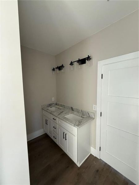 Image 6 of a home in .