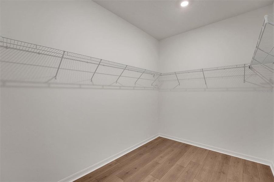 Spacious, unfurnished interior of a new home in Tuscan Hills, Dade City (Image 33).