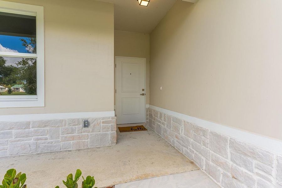 8526-102nd-Ct-HigMedia-011-1280