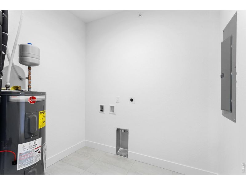 Spacious, unfurnished interior of a new home in , Broomfield (Image 23). Spacious, unfurnished interior of a new home in , Broomfield (Image 23).
