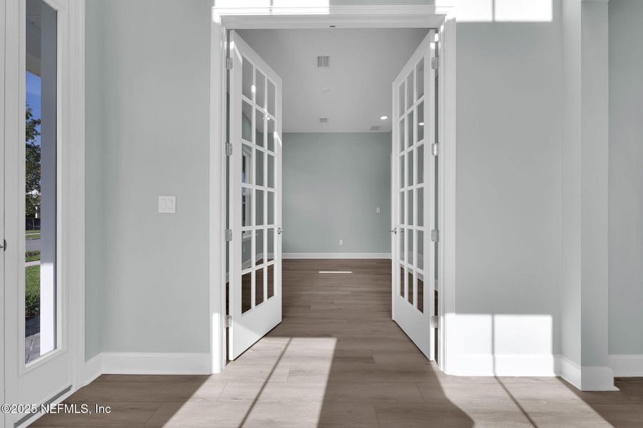 Spacious, unfurnished interior of a new home in Seabrook Village at Seabrook, Nocatee (Image 38). Spacious, unfurnished interior of a new home in Seabrook Village at Seabrook, Nocatee (Image 38).