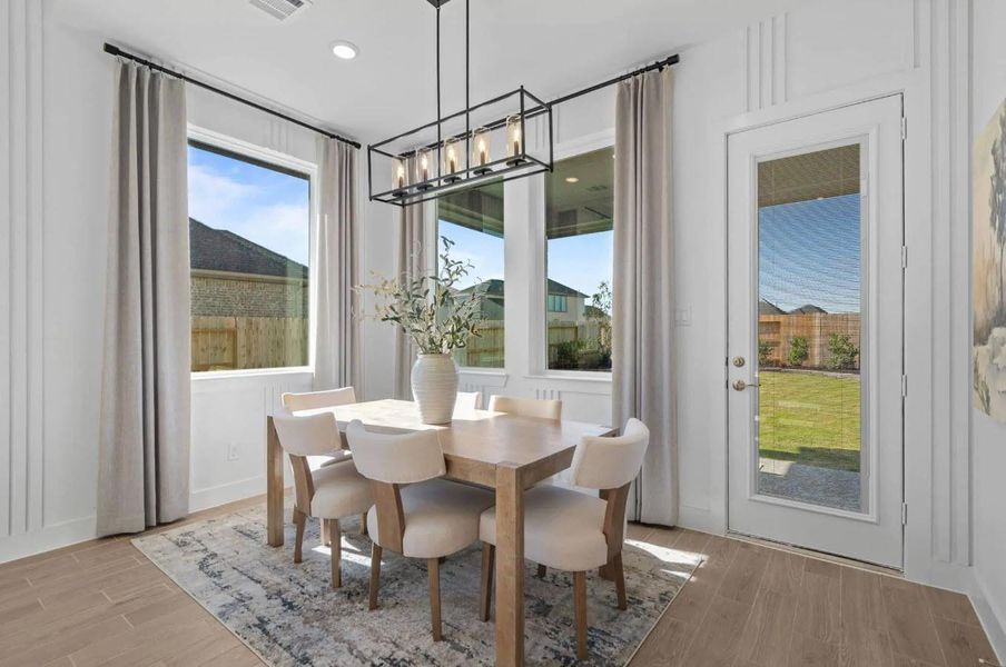 REPRESENTATIVE OF FLOOR PLAN ONLY REPRESENTATIVE OF FLOOR PLAN ONLY