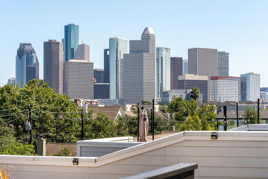 Dynamite view of Downtown! Dynamite view of Downtown!