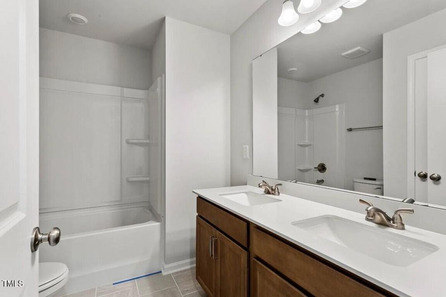 135 Cordoba Dr Photos-26 (Medium)