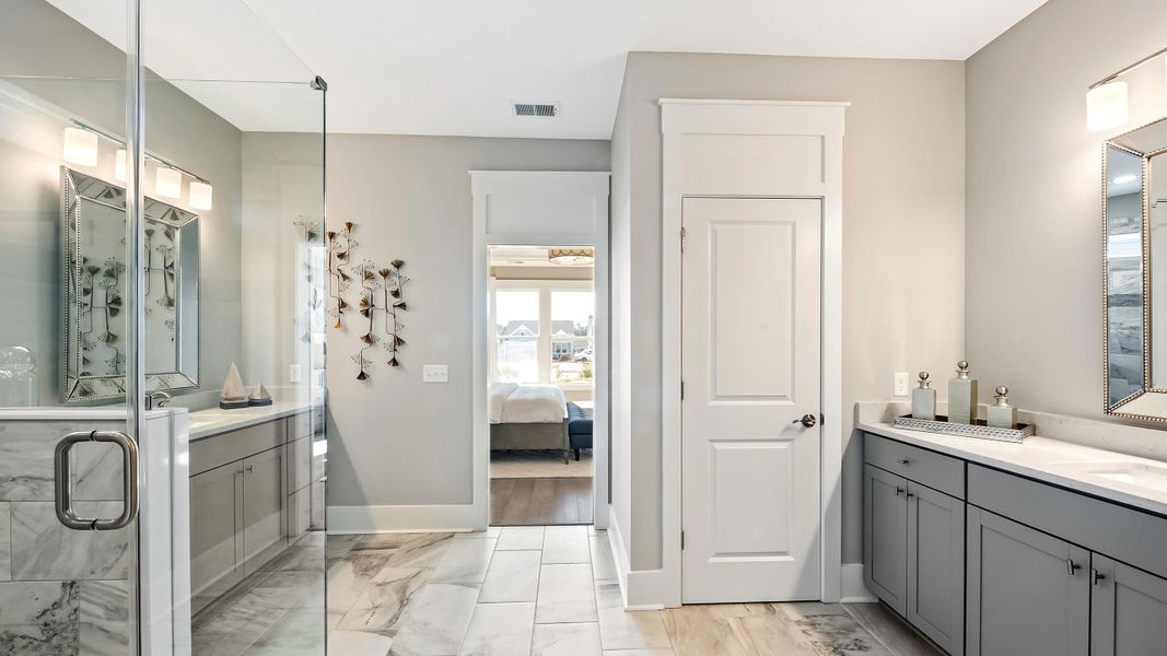 Owner's Bath Owner's Bath