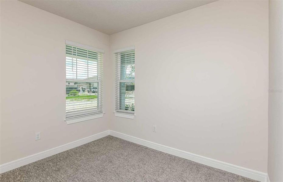 Spacious, unfurnished interior of a new home in Oakfield Lakes, Parrish (Image 10).