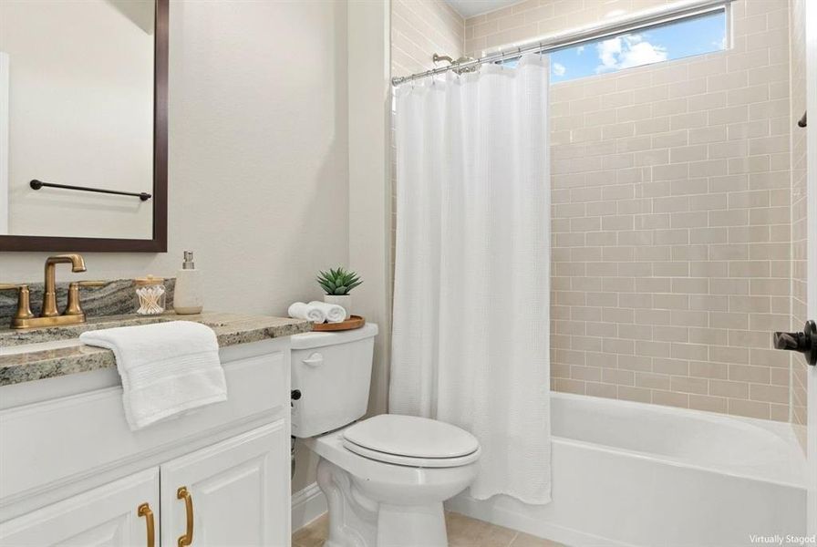 12600 Audubon bath 2 Bayside (8)