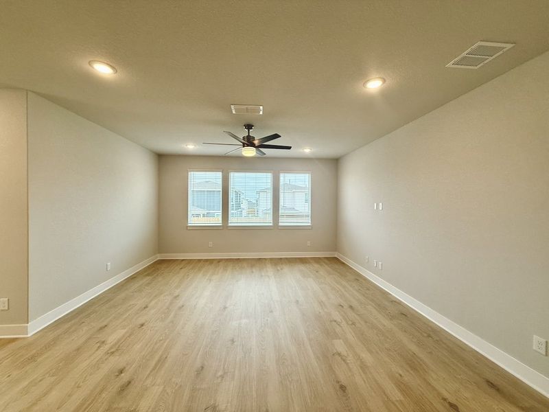 Spacious, unfurnished interior of a new home in Porter Country, Kyle (Image 15). Spacious, unfurnished interior of a new home in Porter Country, Kyle (Image 15).