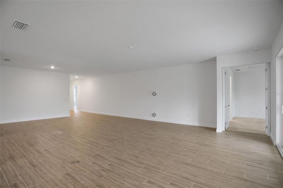 Spacious, unfurnished interior of a new home in Seaire, Parrish (Image 17).