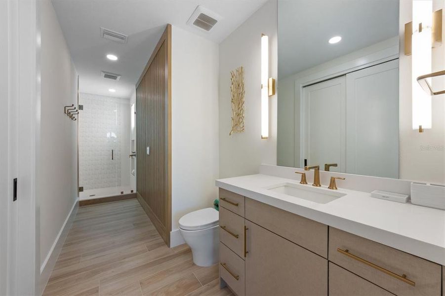 Furnished interior view inside a new home in , Sarasota (Image 62).