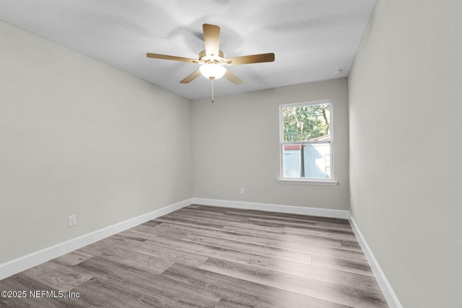 Spacious, unfurnished interior of a new home in , Jacksonville (Image 18).
