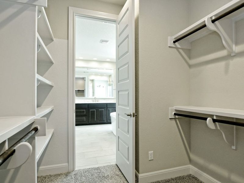 Representative furnished interior of a home built from the Madera II by Giddens Homes in Scofield Farms Estates, Georgetown (Image 231).