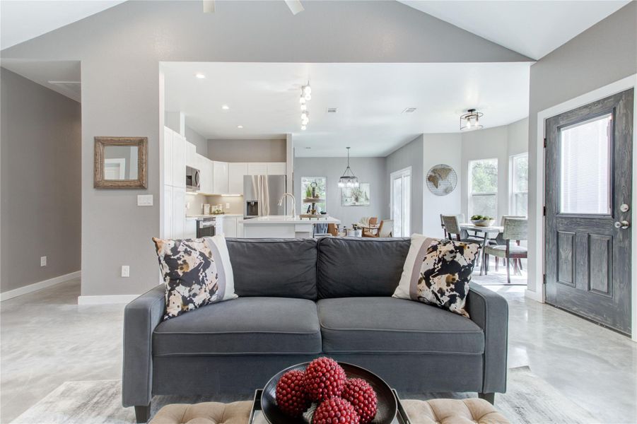 Furnished interior view inside a new home in , Spicewood (Image 17).