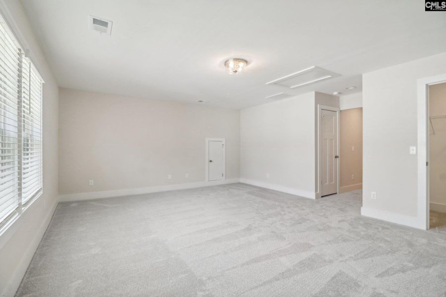 Spacious, unfurnished interior of a new home in Blythewood Farms, Blythewood (Image 30).