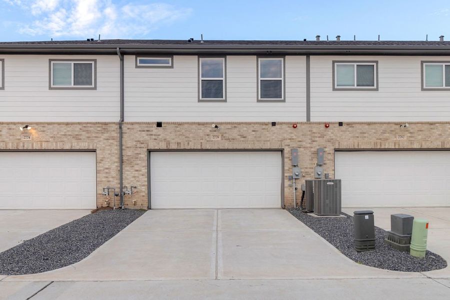 2778 Mariposa Creek Drive - Bldg 2