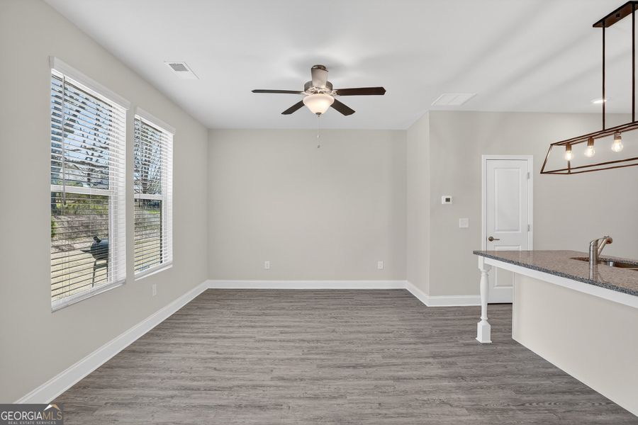 Spacious, unfurnished interior of a new home in Morning Creek Forest, Atlanta (Image 11). Spacious, unfurnished interior of a new home in Morning Creek Forest, Atlanta (Image 11).