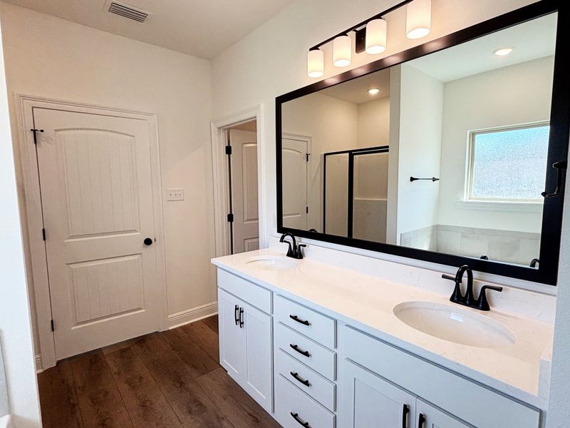 Furnished interior view inside a new home in Young Oaks, Crestview (Image 8).