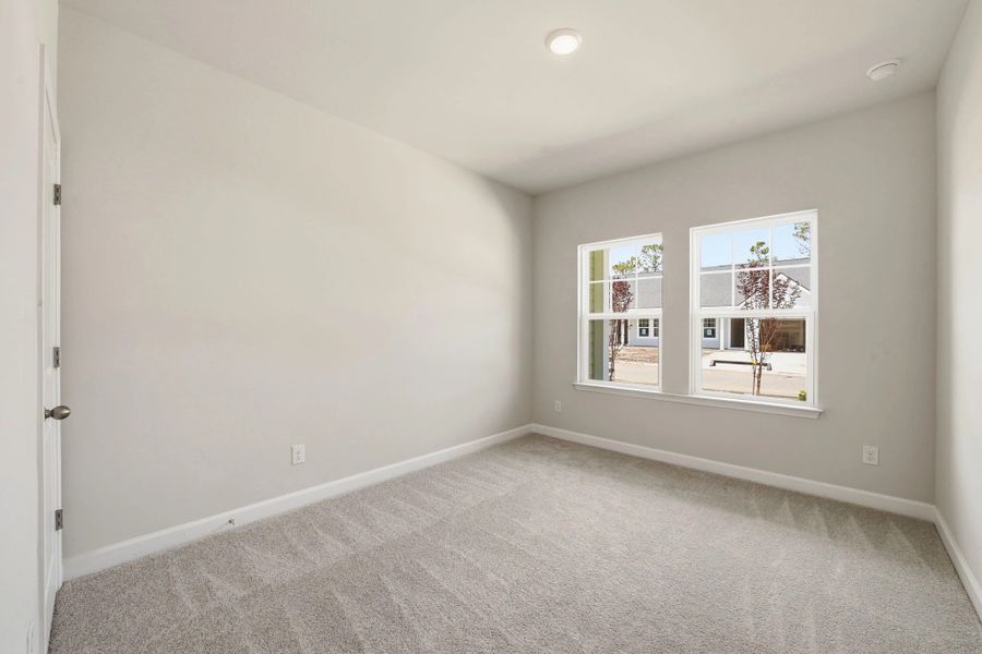 Spacious, unfurnished interior of a new home in Blue Heron Retreat, Little River (Image 10).