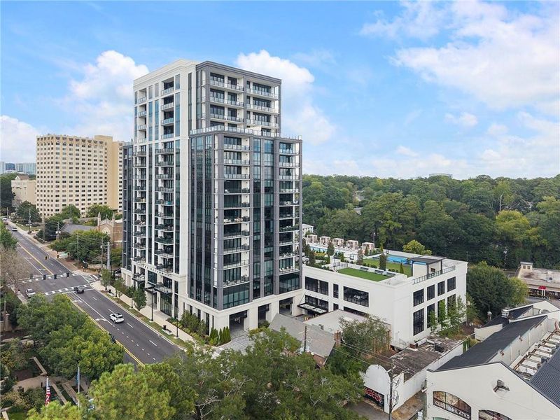 Condo located in Atlanta, GA showcasing its design and architecture (Image 27). Condo located in Atlanta, GA showcasing its design and architecture (Image 27).