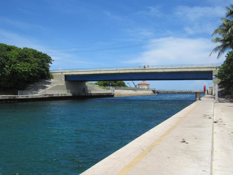 Image 25 of a home in .