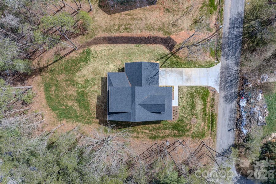 Image 36 of a home in .